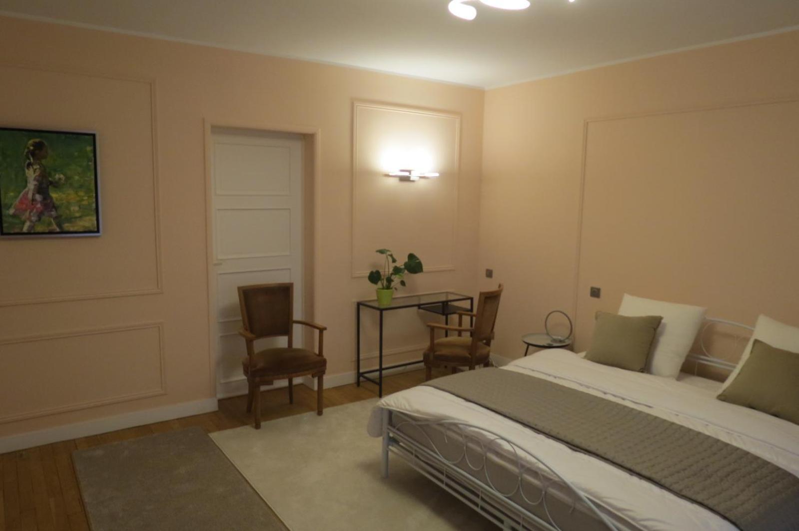 Molibeau Hotel Beauvais Buitenkant foto